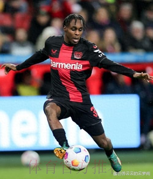 意媒:皇马边路引援首选戴维斯 备选目标弗林蓬